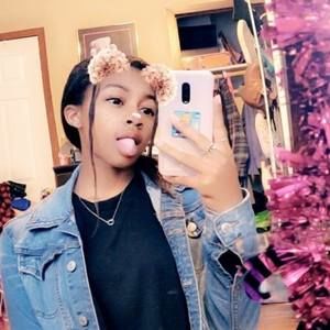 Meet your Posher, Shay